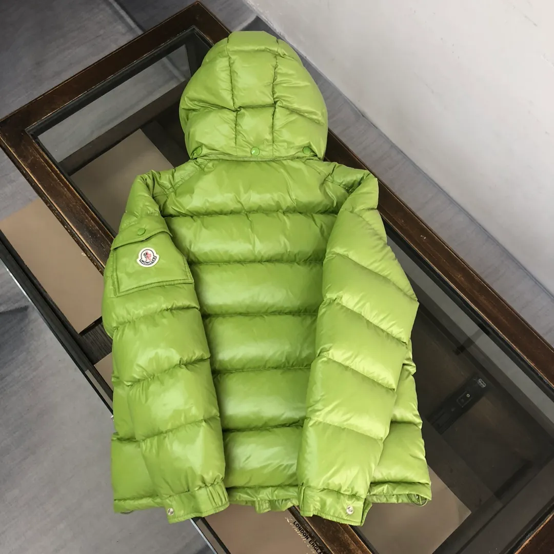 Moncler/ #MAYA Same Style Classic # ！ ， Moncler 。 Classic ， 、 ， 8 ，Maya Moncler ， 。 ， ， 。 ➖NFC ➖ nylon 。 ➖ ， Authentic Quality Size：Classic （ 1-6）Pink（0-3）White（1-5）Gray（1-5） （1-5） （1-6） （1-6）